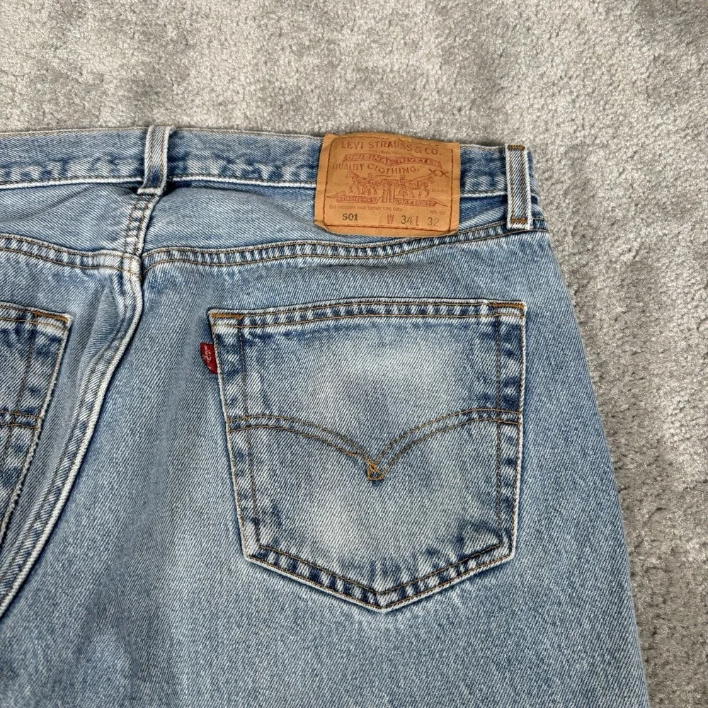 Vintage Levis 501 Jeans Men 34x32 Original Fit Light Wash Blue Denim Cotton 1999